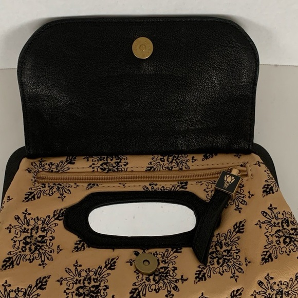 Isabella Fiore Once Upon A Time East/West Kisslock Frame Wallet Clutch Bag - Picture 8 of 9